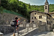 25 Dopo un'oretta di facile salita siamo al Santuario del Perello (912 m)